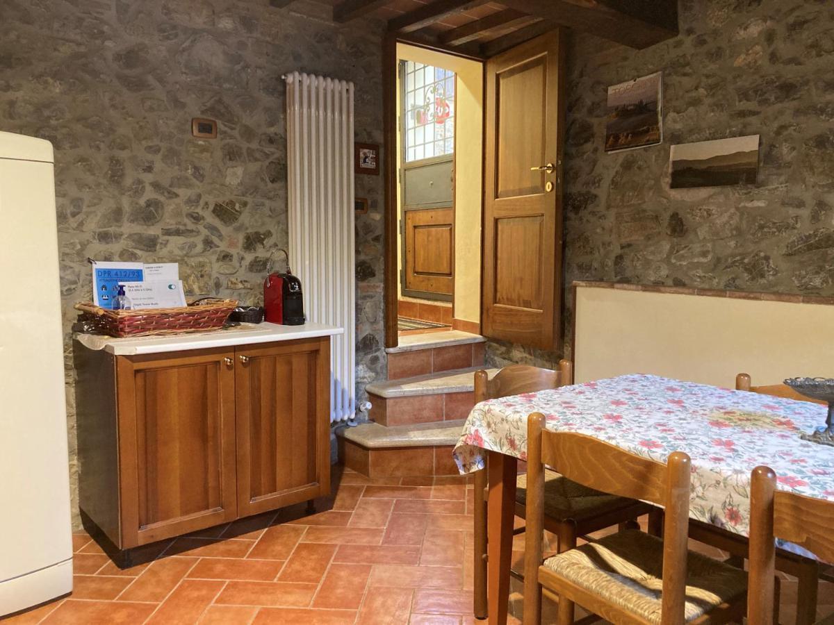 הוילה Palazzina  Tower Caratteristico In Pietra מראה חיצוני תמונה